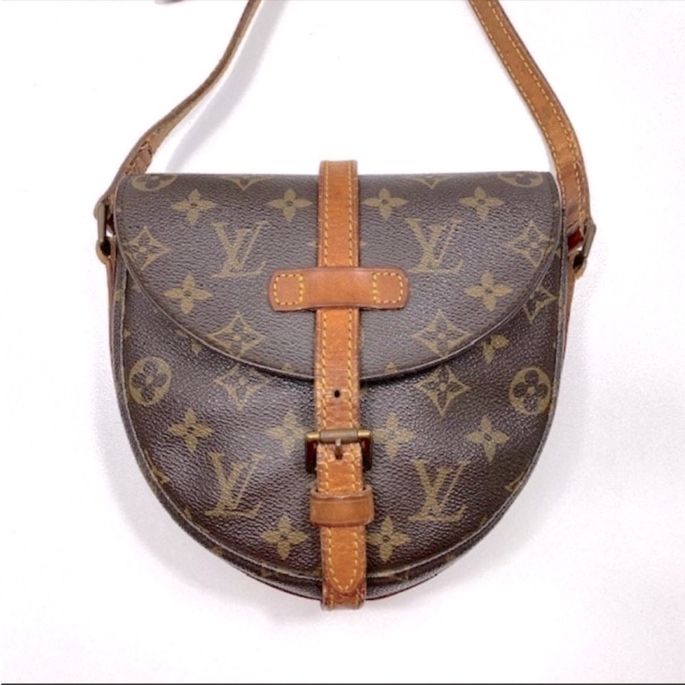 Authentic Louis Vuitton Chantilly MM - Picture 3 of 10